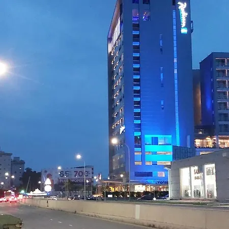 Kyri's Place Апартаменты Ларнака