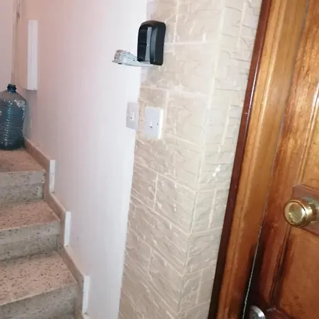 Kyri's Place * Ларнака