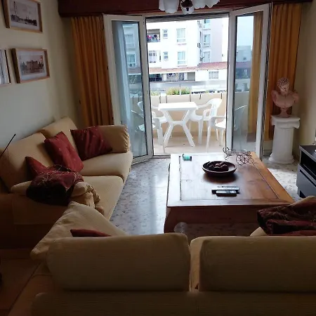 Kyri's Place Апартаменты Ларнака