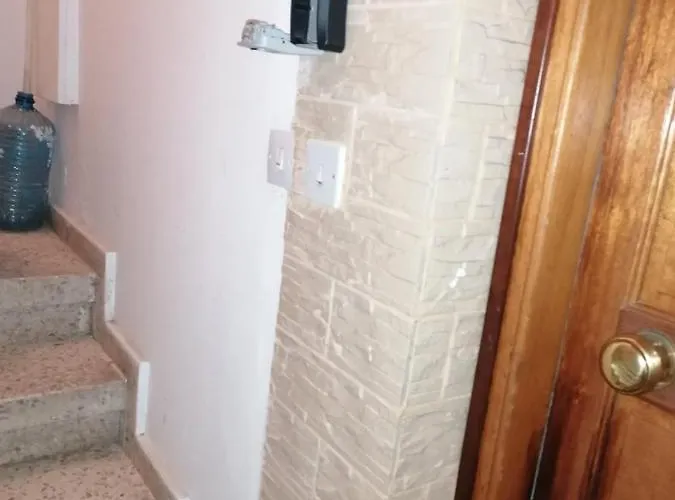 Kyri's Place * ラルナカ